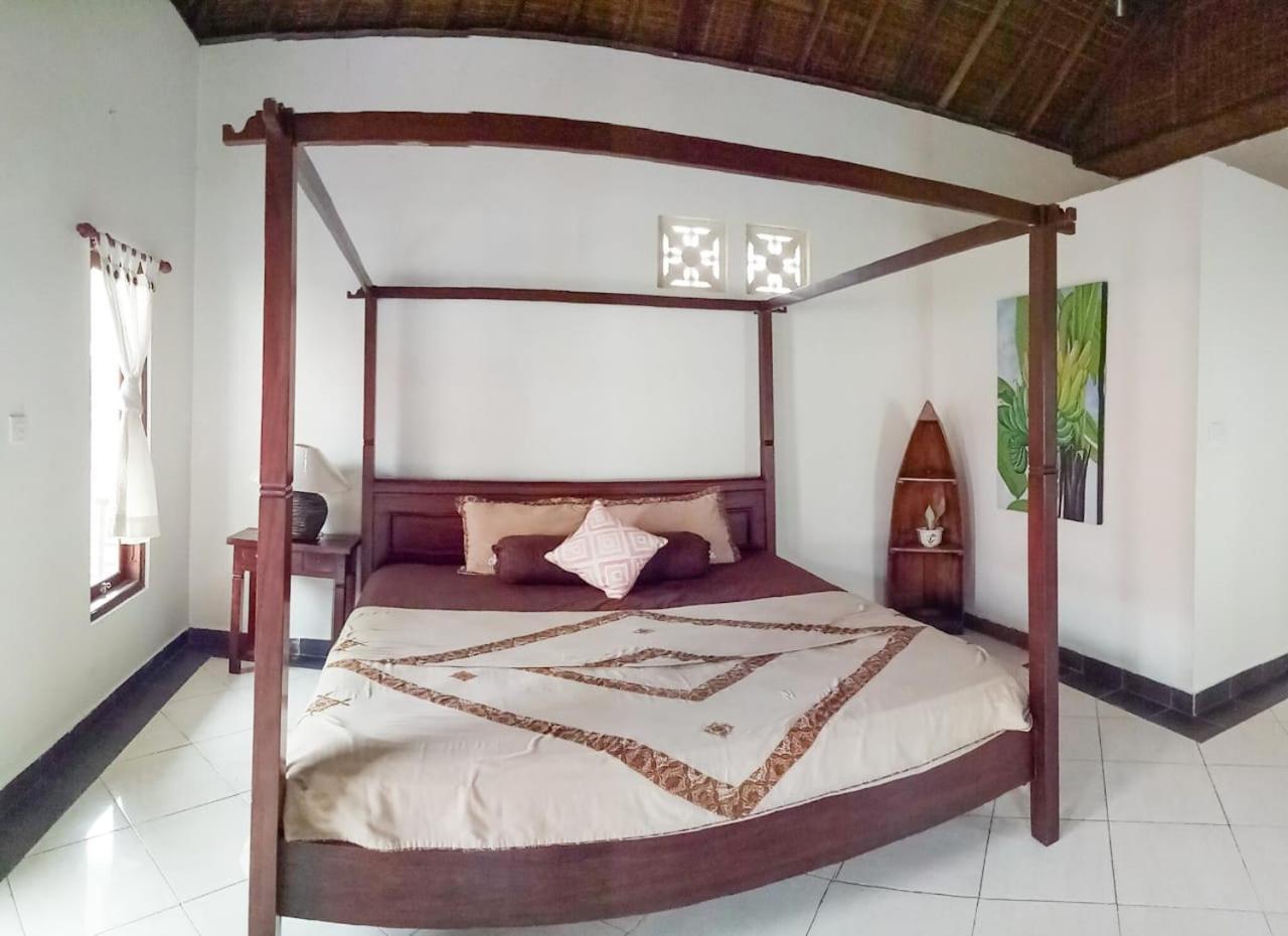 Kelapa Guest House Jimbaran Redpartner Bali Exterior photo